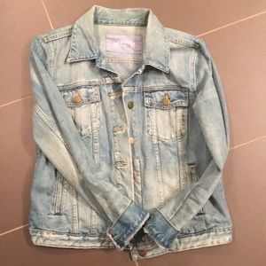 Gap light wash jean jacket- Large